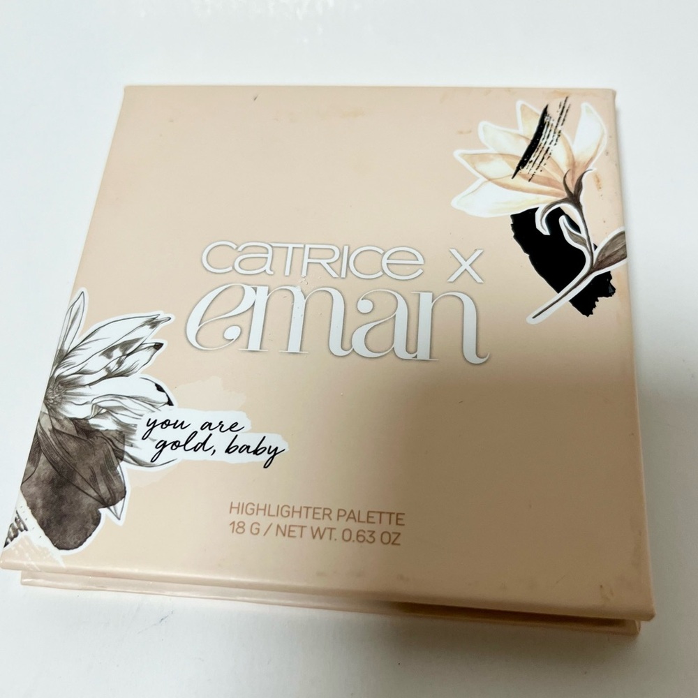 Catrice X Eman Highlighter Palette